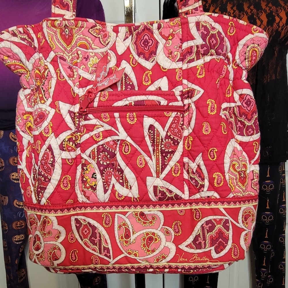 #218 Vera Bradley- Retired Red Paisley Pattern Shoulder Bag - Picture 5 of 5